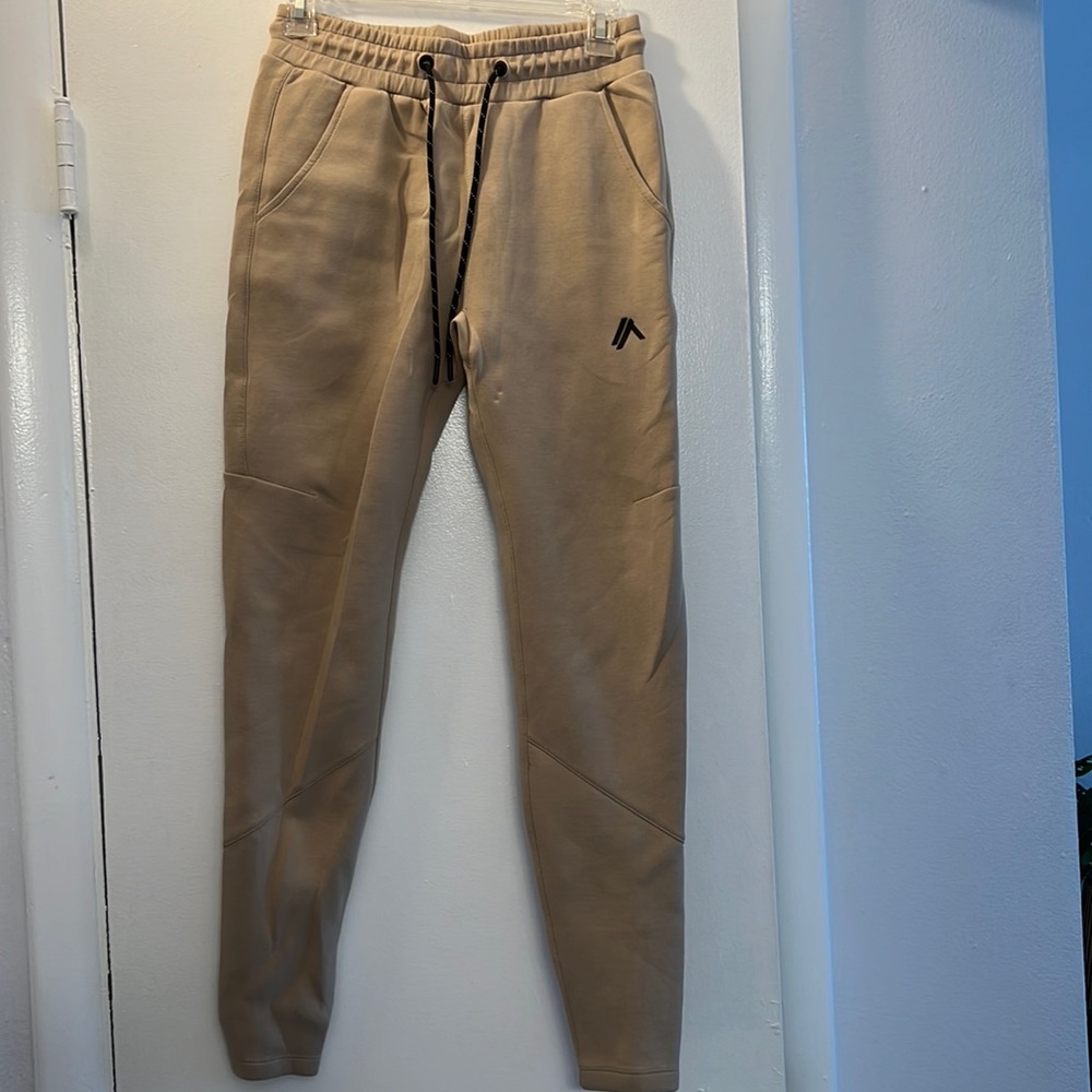 Alphalete joggers